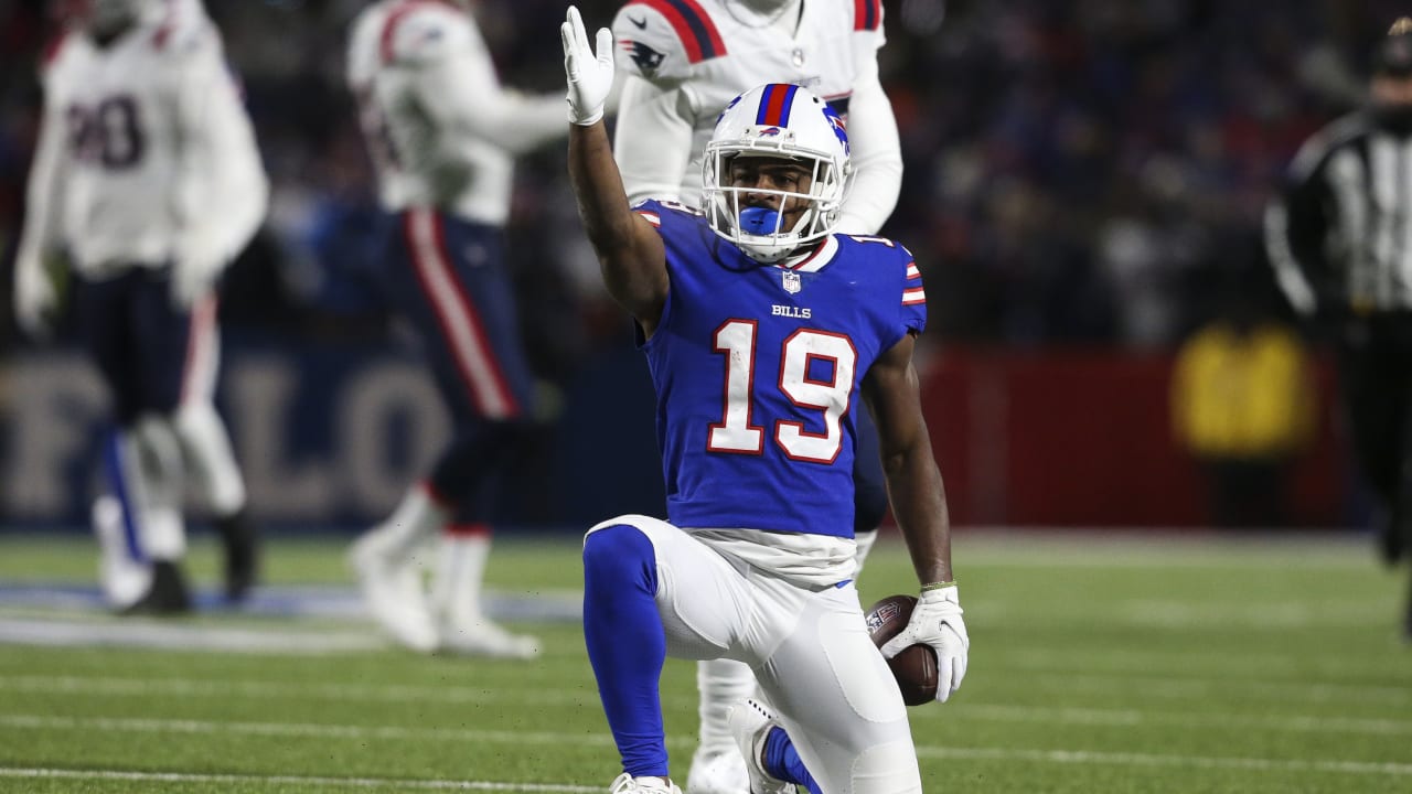 Bills re-sign versatile receiver Isaiah McKenzie to 2-year contract