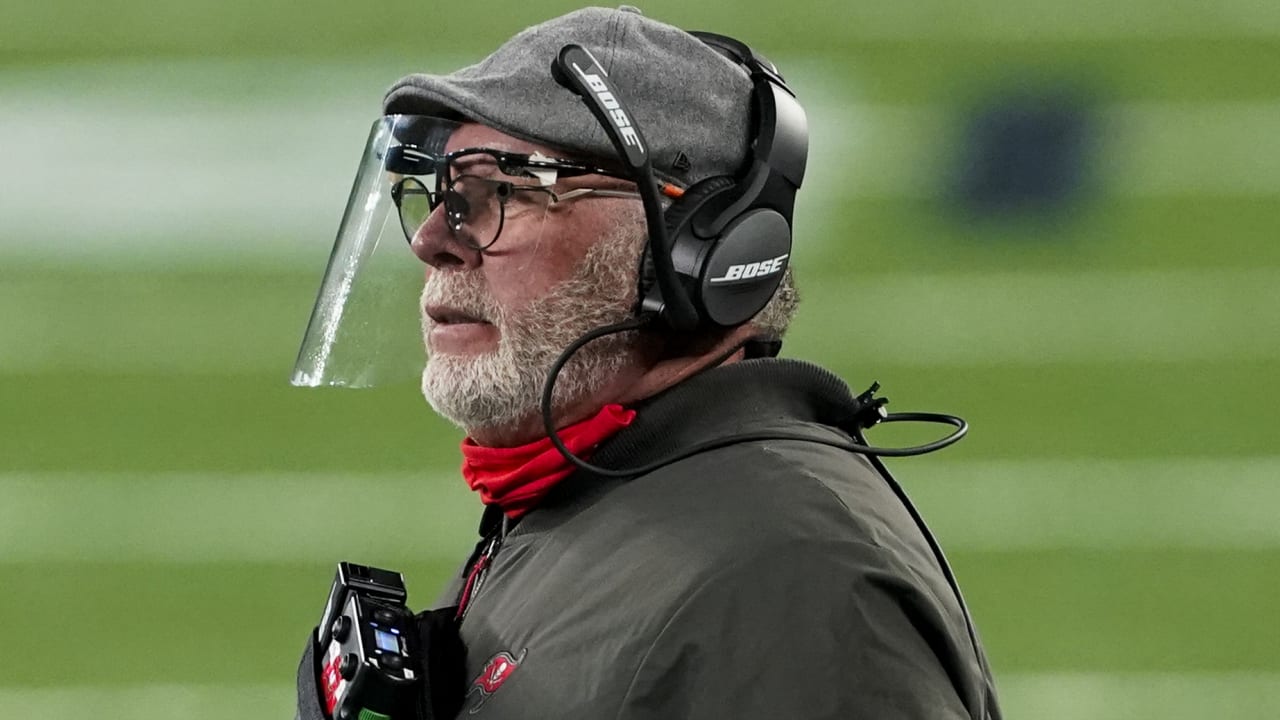 Bruce Arians: Bucs need to target Mike Evans more often