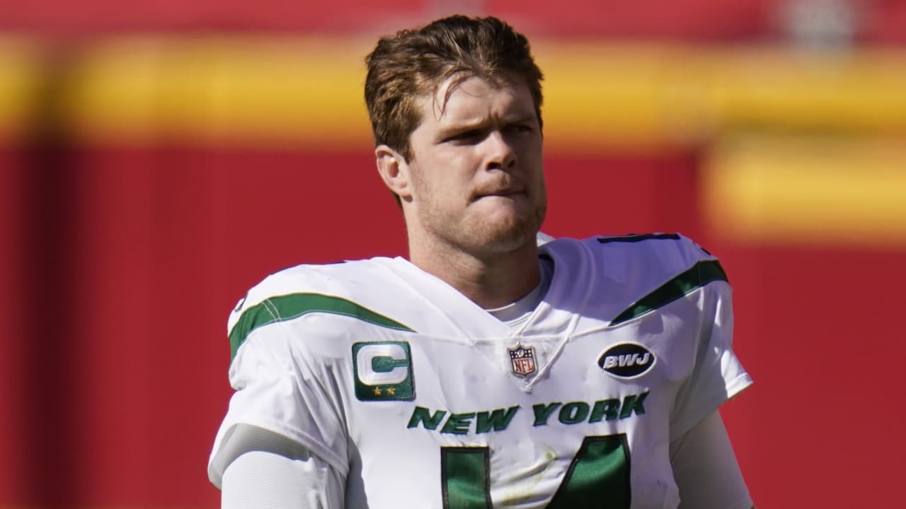 Jets Sign QB Sam Darnold