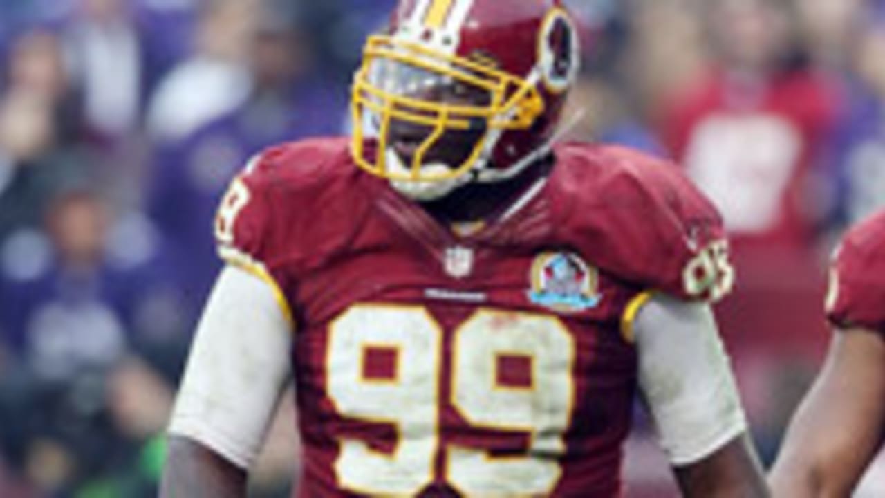 Redskins: Adam Carriker's season not over, returned to practice