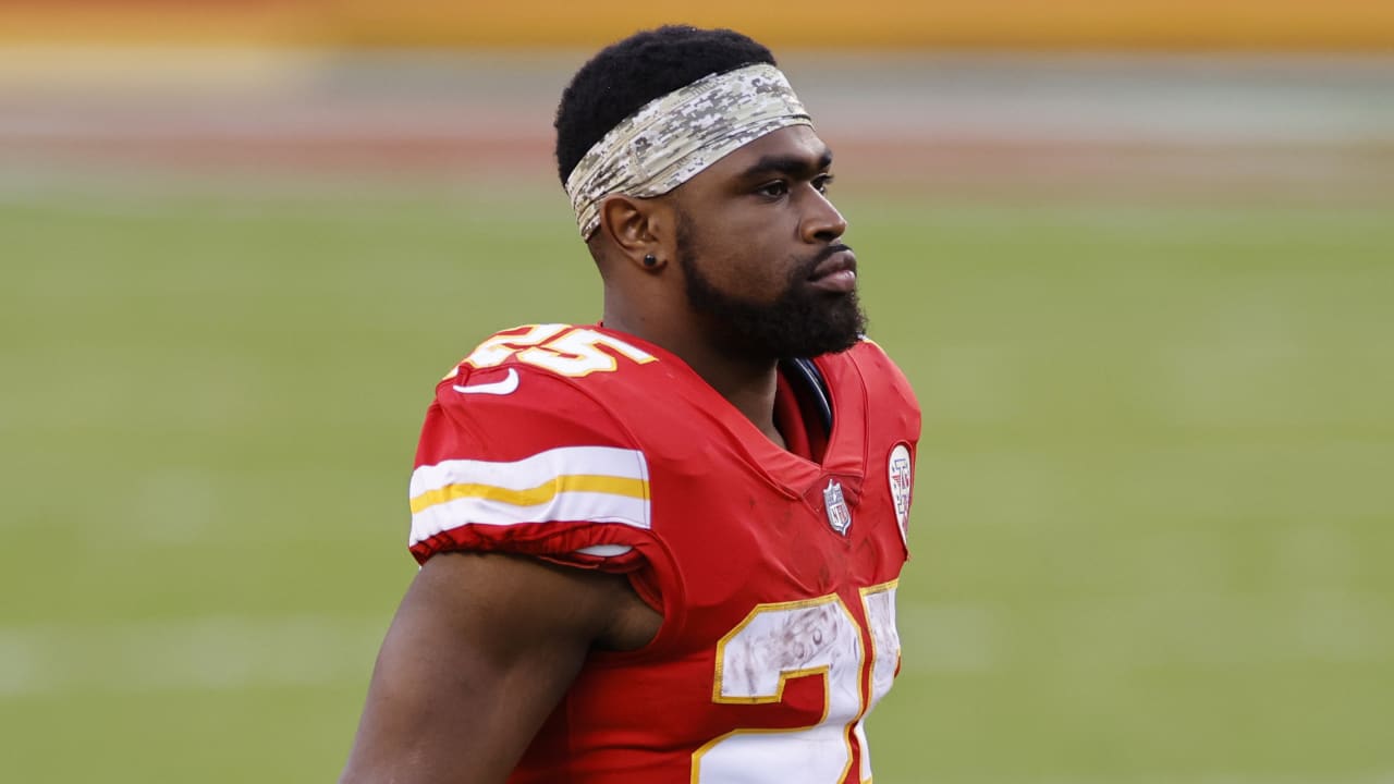 Chiefs RB Clyde Edwards-Helaire ruled out of game vs. Bills after knee  injury