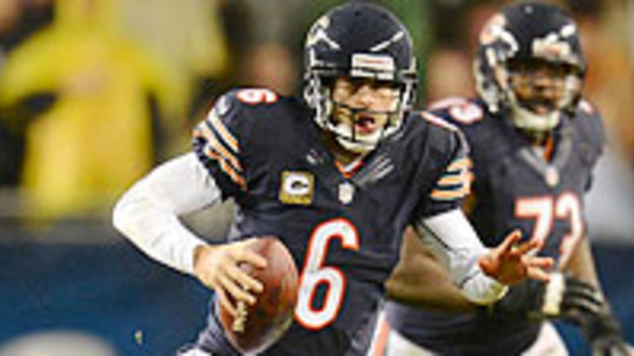Jay-Cutler-121123-Spot.jpg