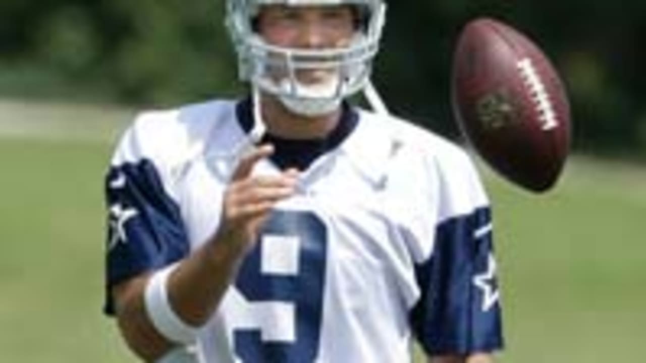 Tony Romo puts golf game on indefinite hiatus