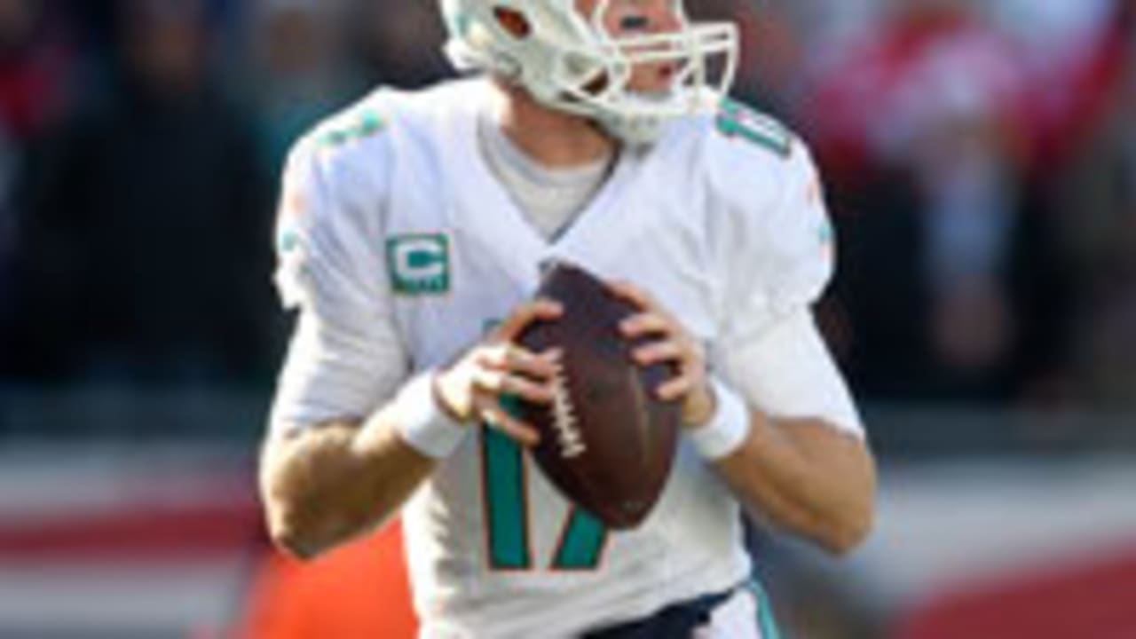 ryan-tannehill-150413-spot.jpg