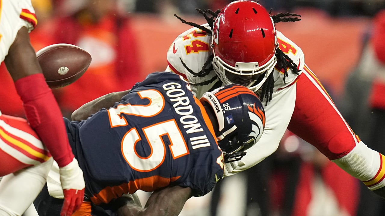 Melvin Gordon to sign with Chiefs: Kansas City adds running back -  DraftKings Network