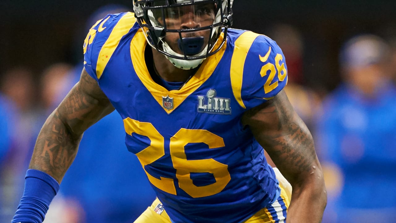 Steelers sign linebacker Mark Barron to two-year deal