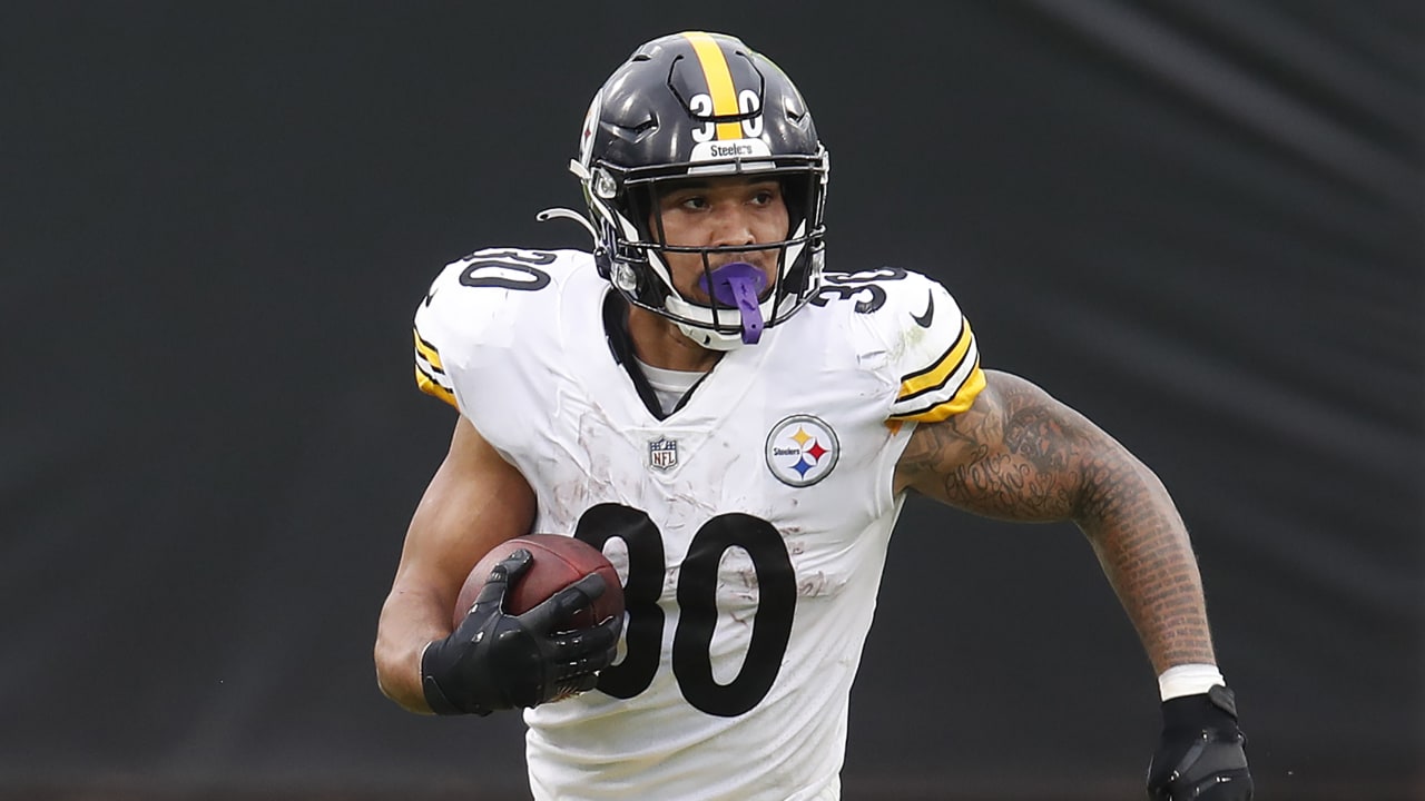 Cardinals tweaked James Conner's contract in offseason