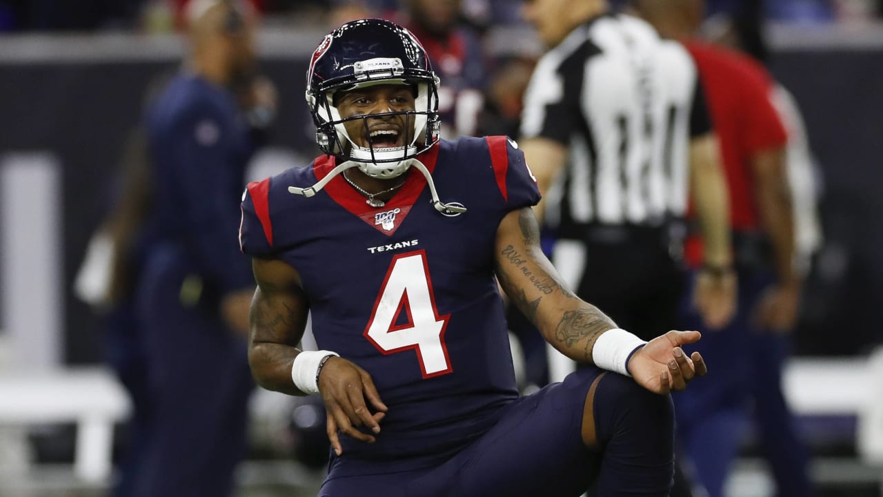 Texans Hold Deshaun Watson Jersey Swap In The Worst Way Possible