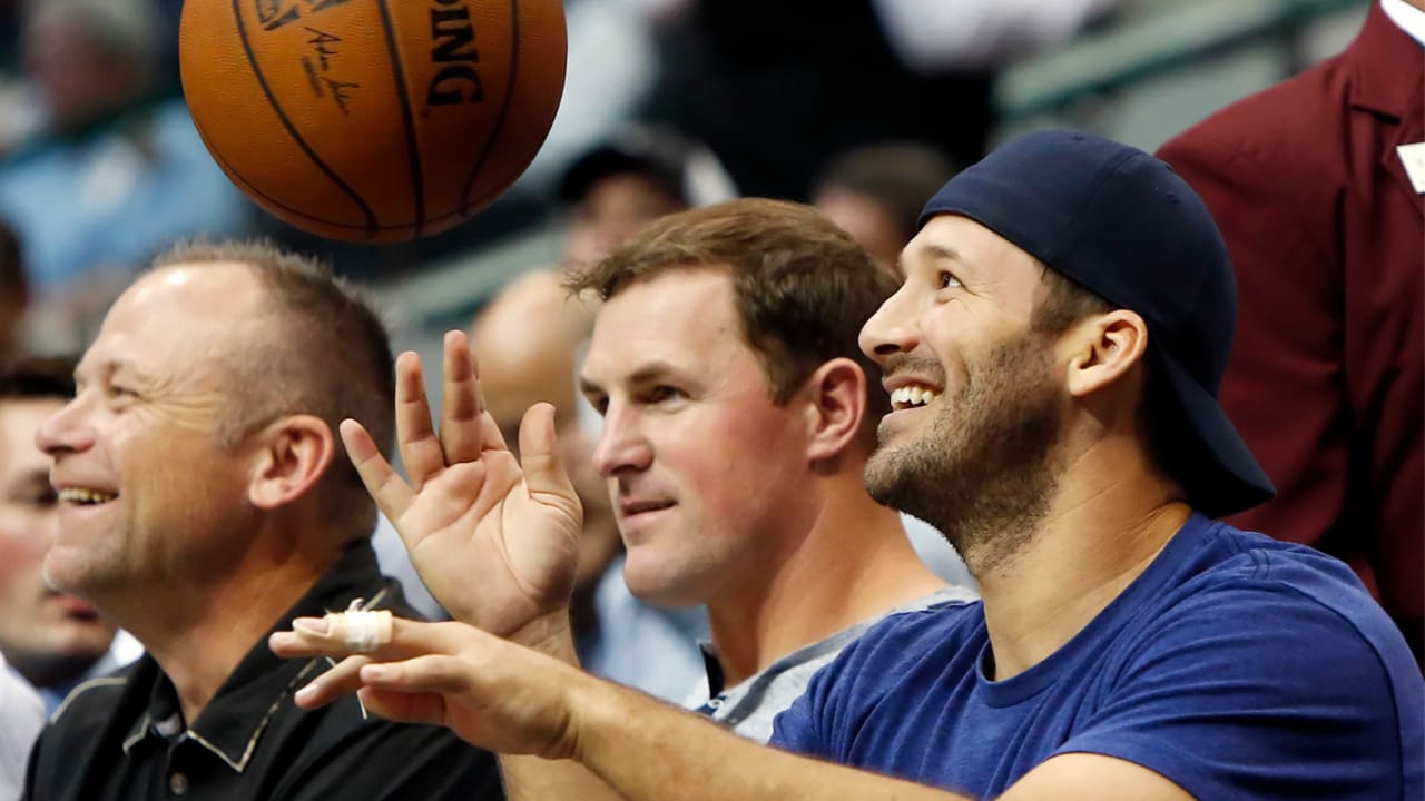 Former Cowboys QB Tony Romo to suit up for Dallas Mavericks on Tuesday