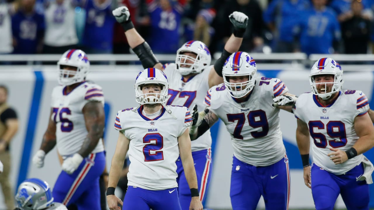 Can't-Miss Play: A doink  and IN! Buffalo Bills kicker Bass' game-tying  FG couldn't cut things closer