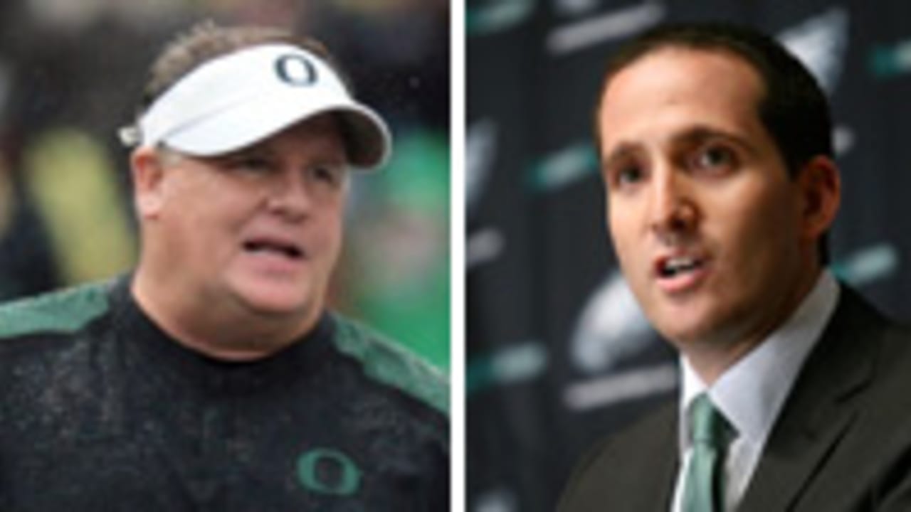chip-kelly-howie-roseman-130116-spot.jpg