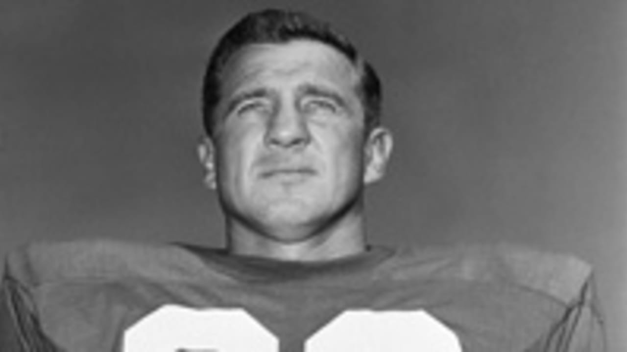 Penn football legend Chuck Bednarik dies at 89