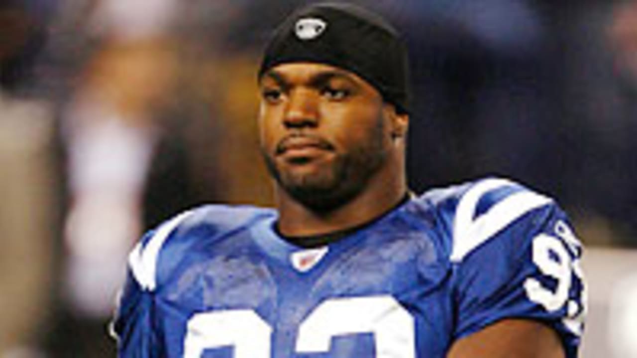 Dwight-Freeney-010213-Spot.jpg