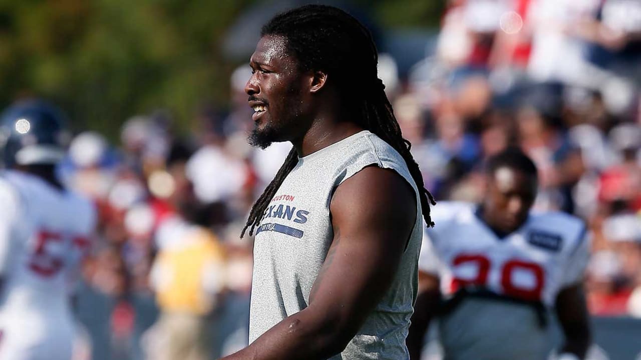 Clowney-Jadeveon-150820-SL.jpg