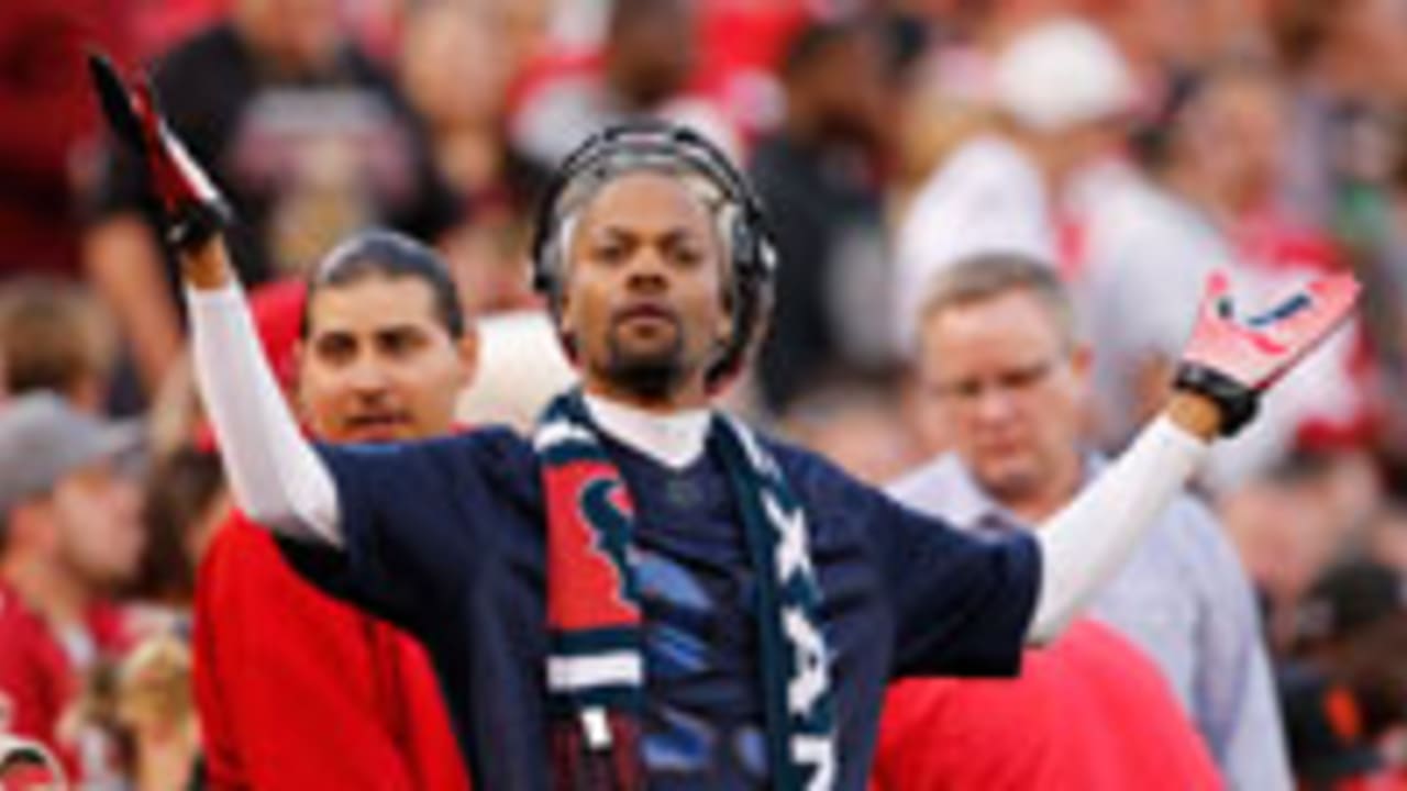 texans-fan-101413-spot.jpg