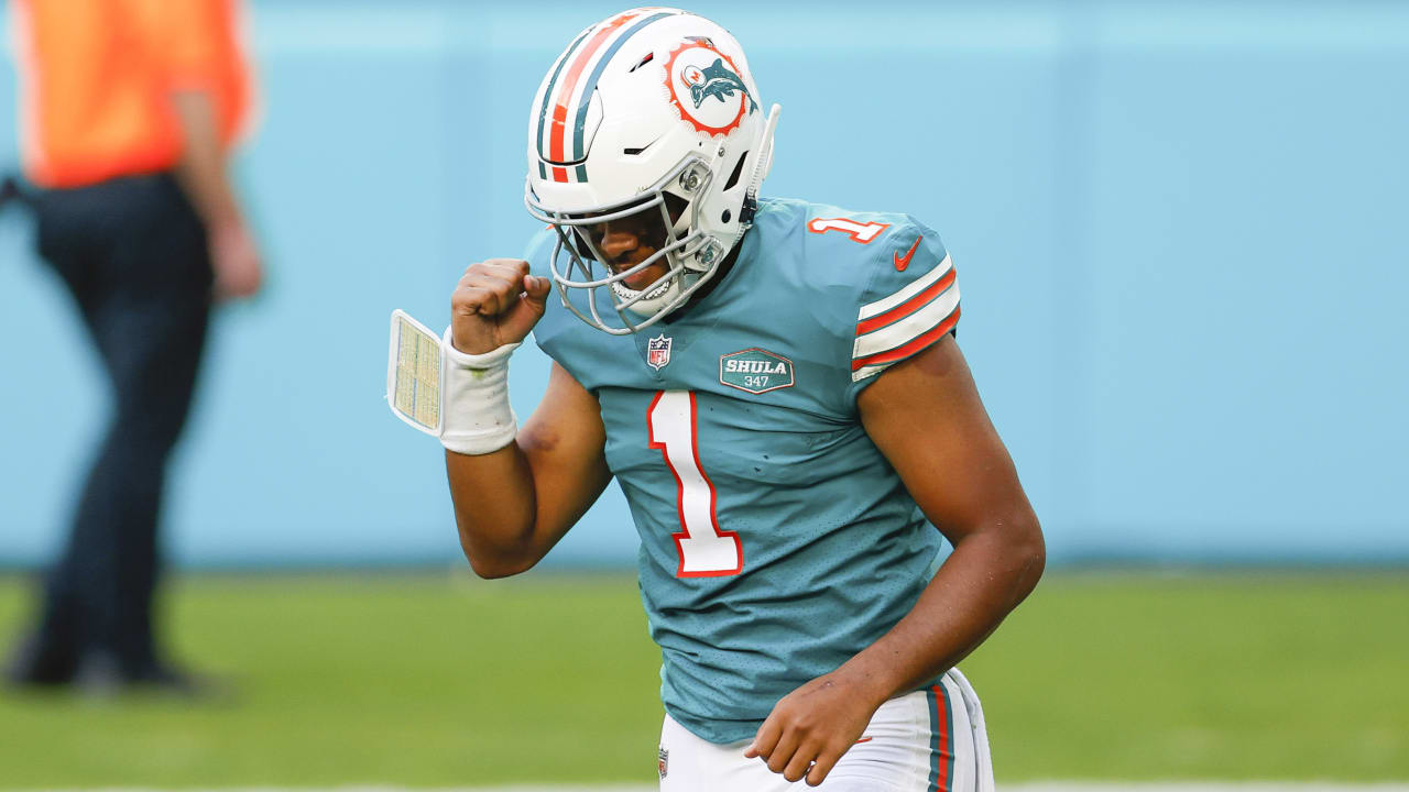 Tua Tagovailoa confident he's Dolphins' franchise QB, focusing on making  'jump' in Year 2