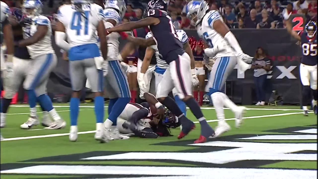 Buddy Howell finds gap for goalline TD