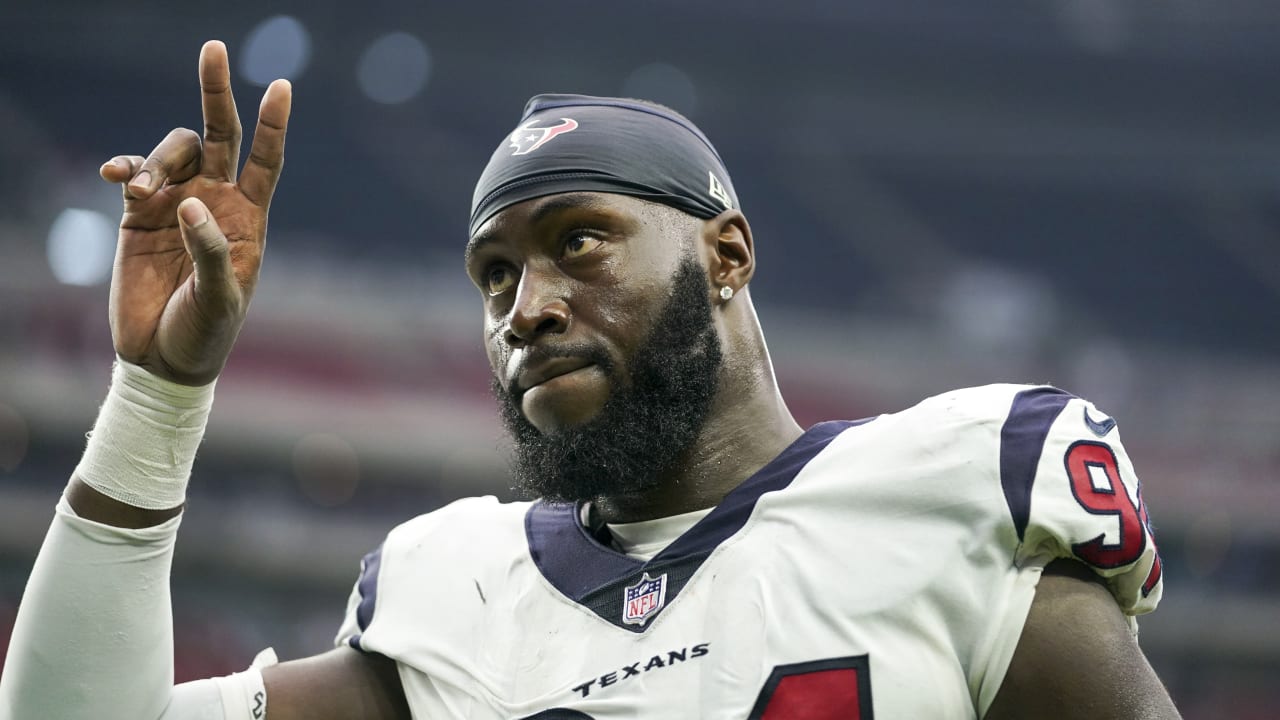 Surprise: 49ers trade for Texans' young pass rusher Charles Omenihu