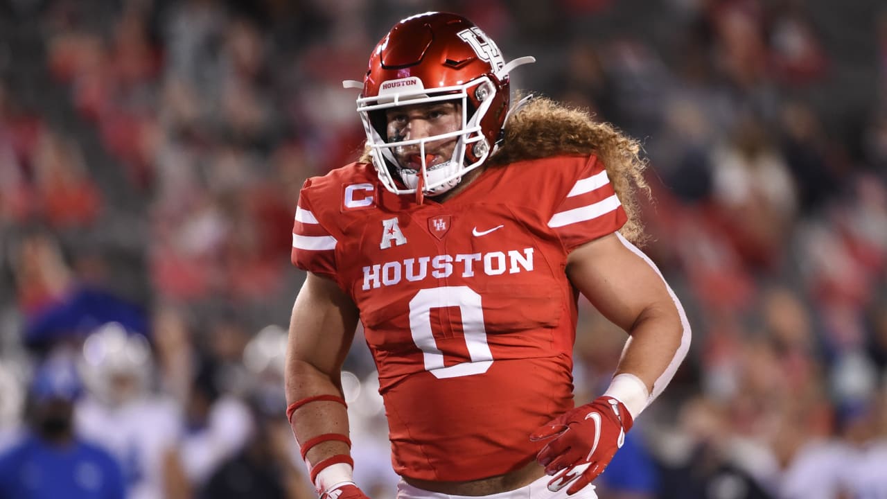 Buccaneers select Houston LB Grant Stuard as 2021's Mr. Irrelevant