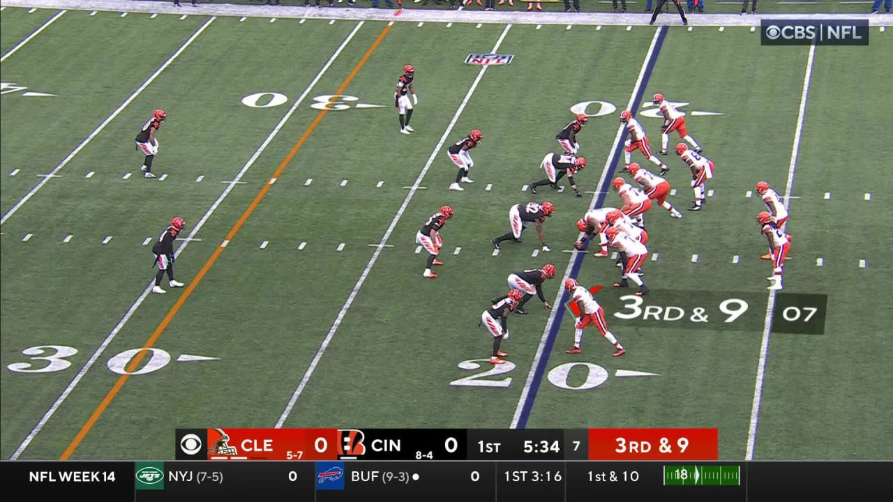 Cincinnati Bengals defensive end Sam Hubbard's third-down sack of ...