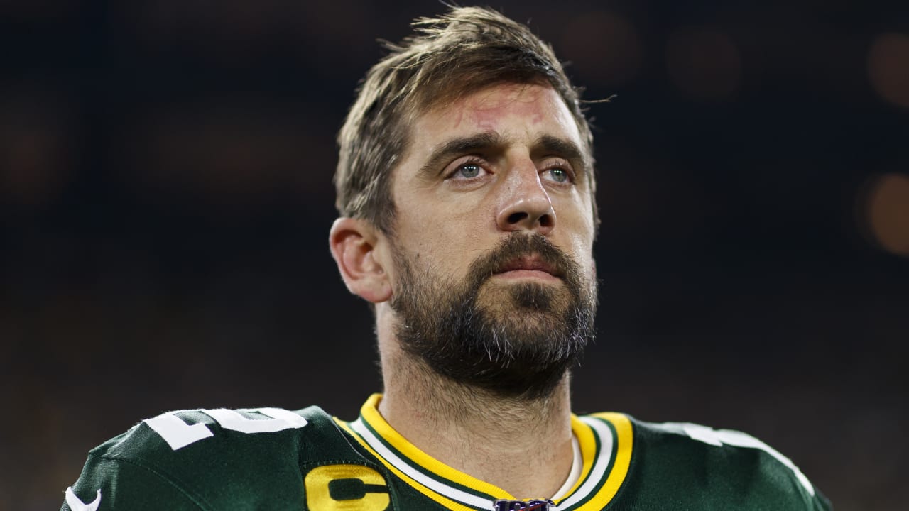 Aaron Rodgers returns to spotlight at Packers minicamp