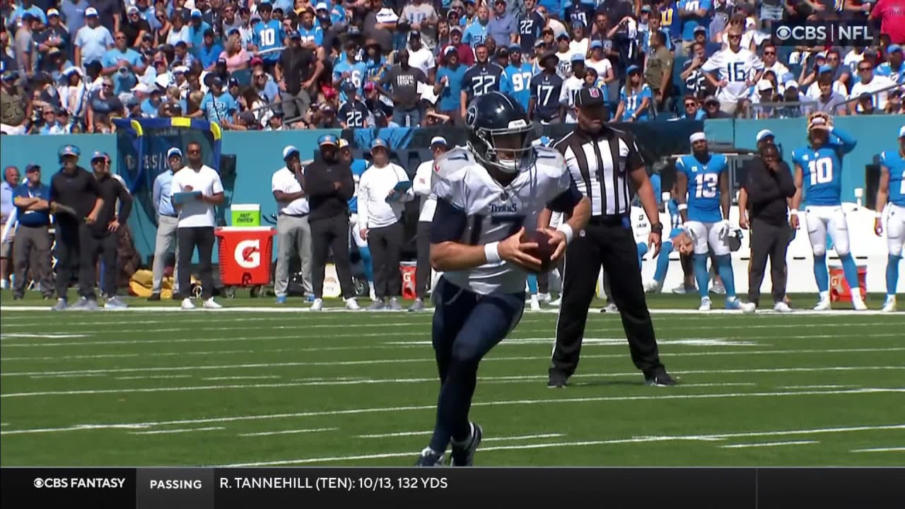 Tennessee Titans quarterback Ryan Tannehill shows off wheels with 12-yard  rush TD via triple-option play