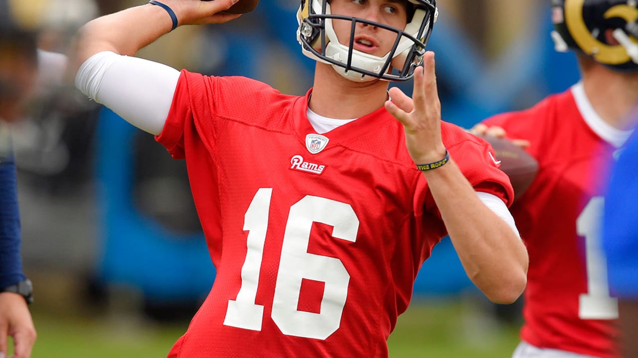 Jared-Goff-160617-SL.jpg