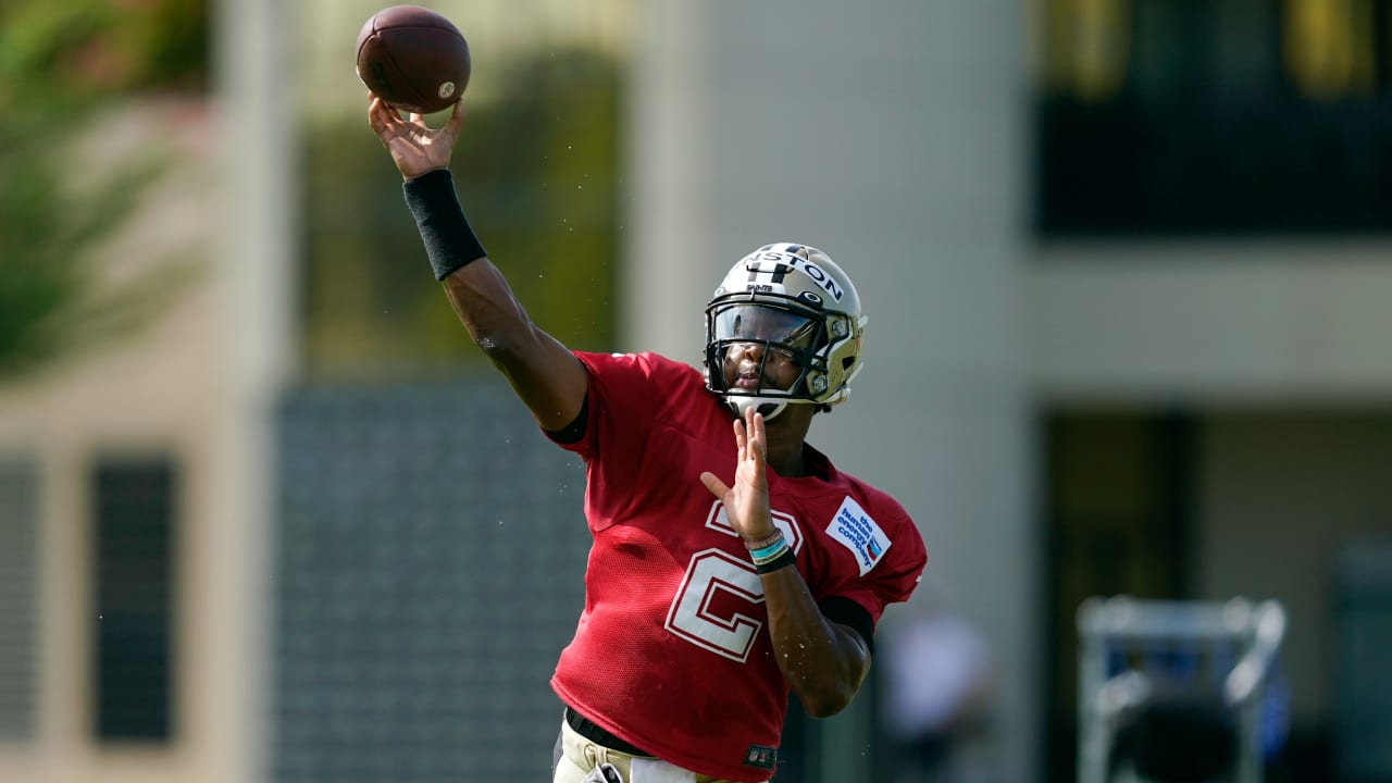 Jameis Winston's freestyle rap was so lit the Saints destroyed the Raiders