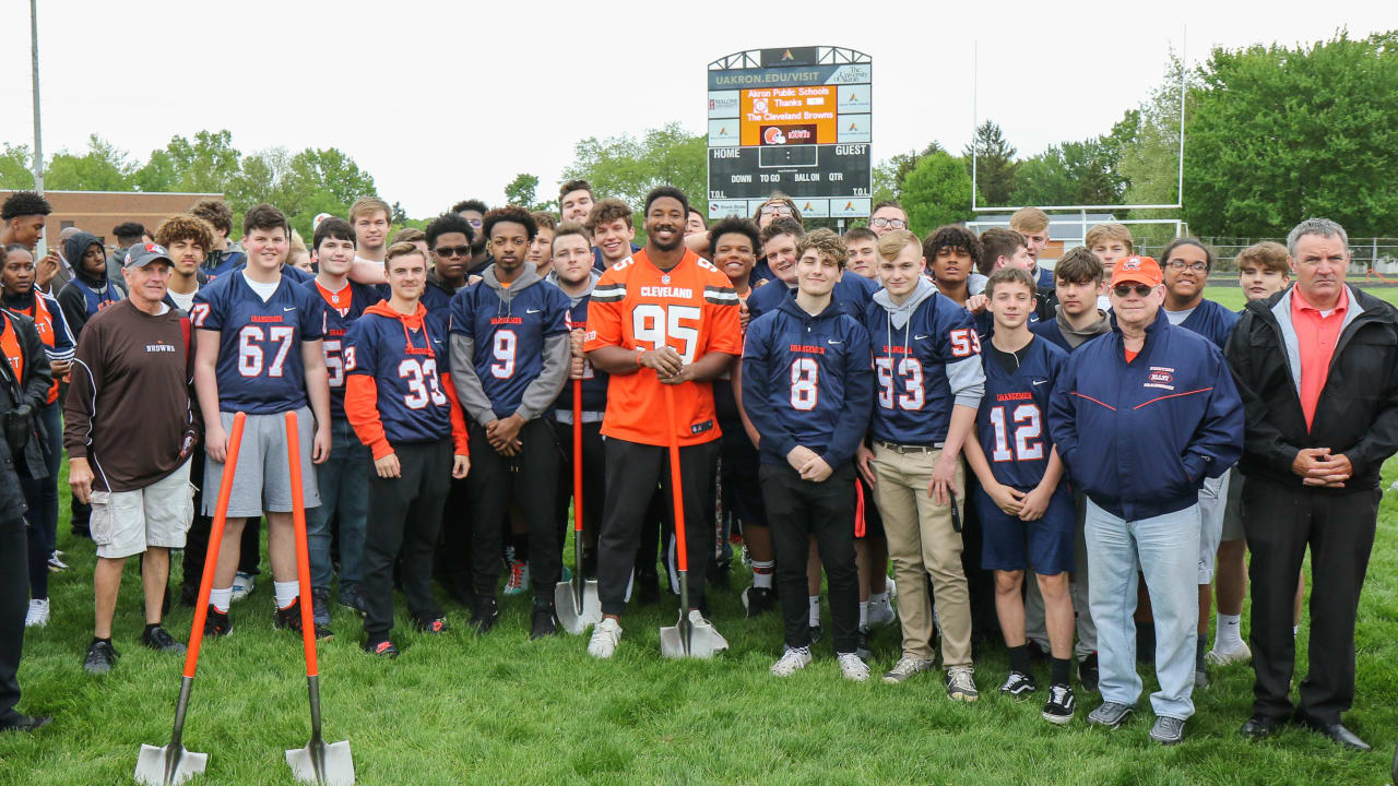 Myles Garrett named Cleveland Browns 2020 Walter Payton Man of the