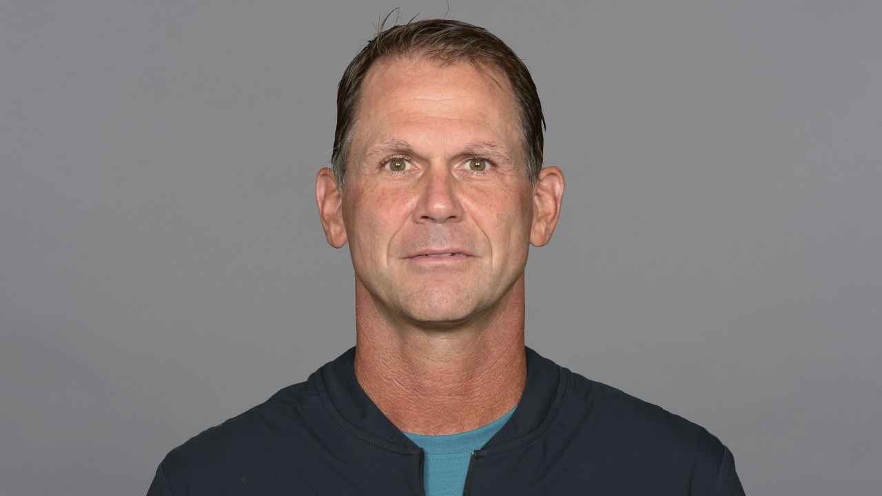 Jaguars head coach search: Retaining GM Trent Baalke will hinder