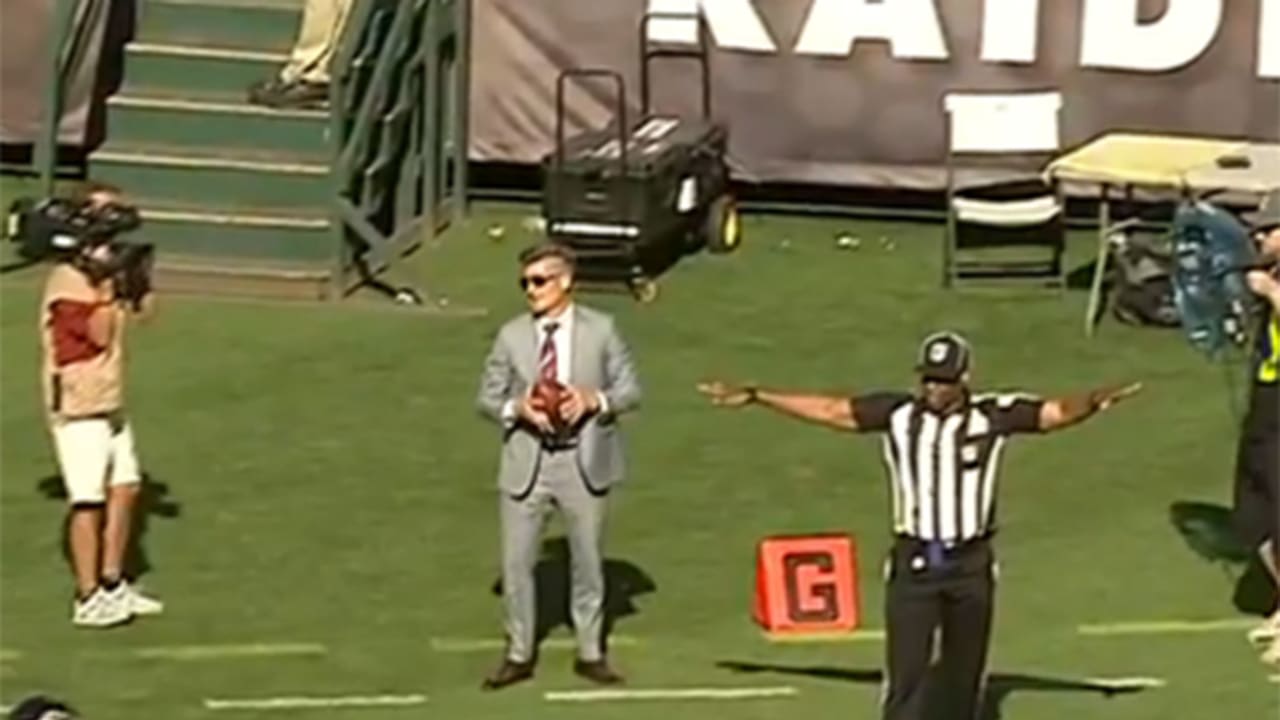 dimitroff-160918-Spot.jpg