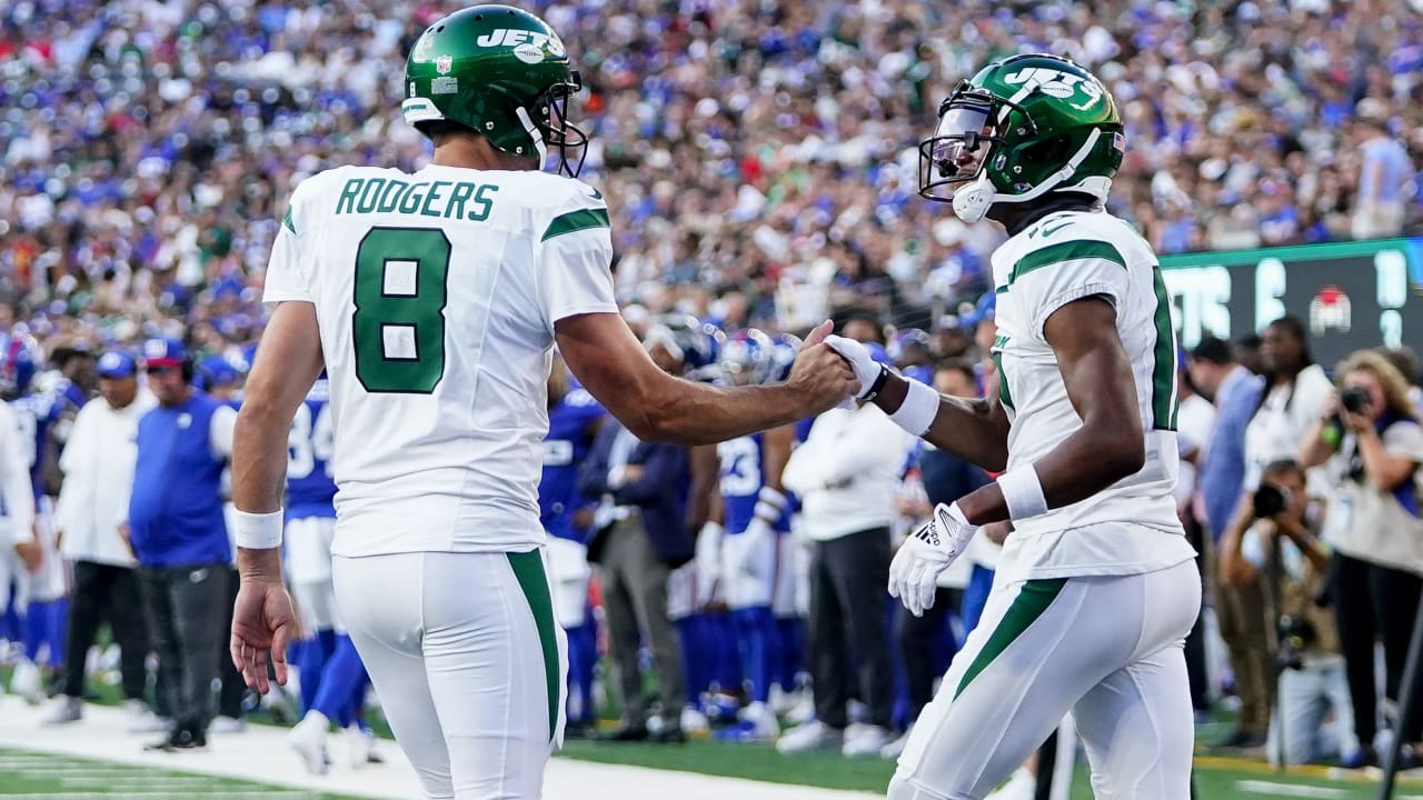 Aaron Rodgers throws unreal touchdown in Jets' preseason win