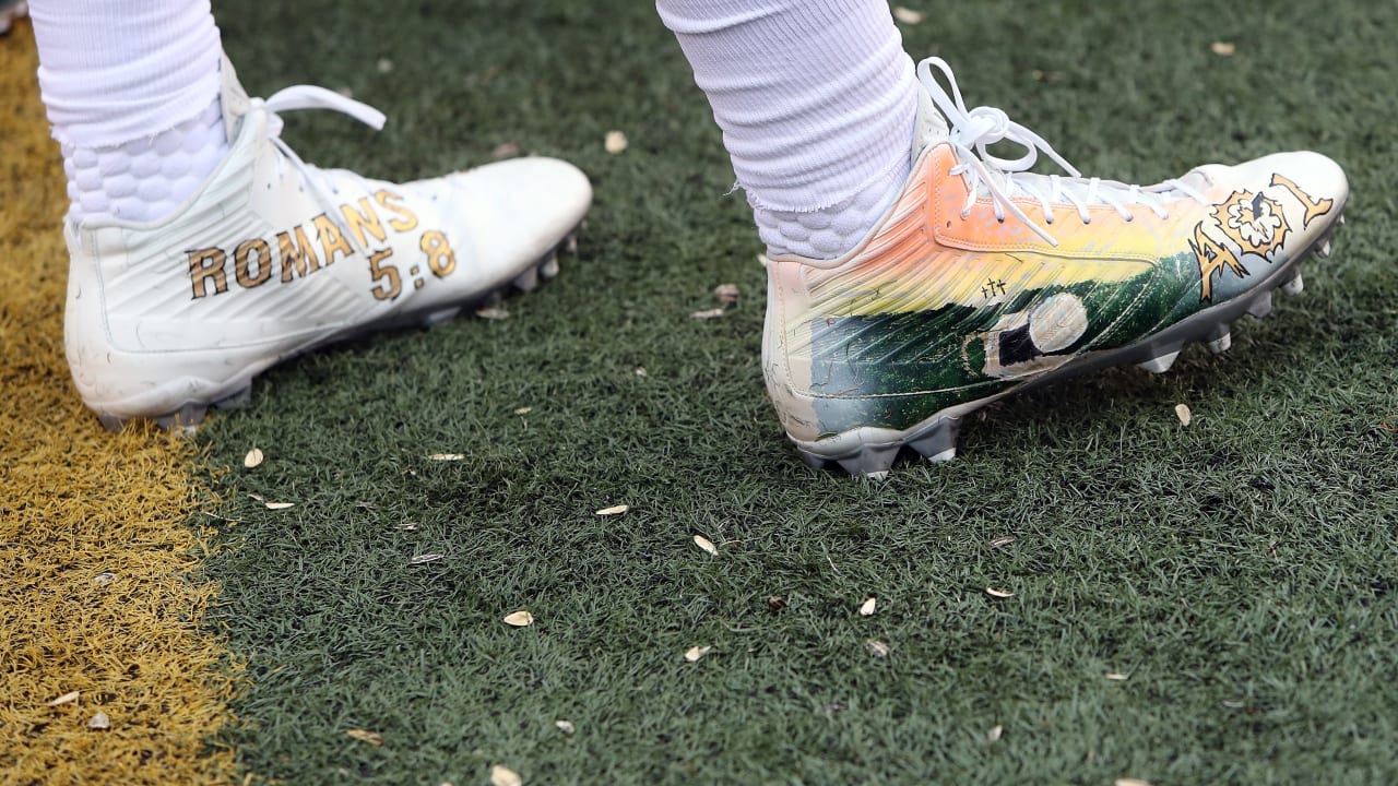 NFL custom cleats are here, so let's figure out what ours would