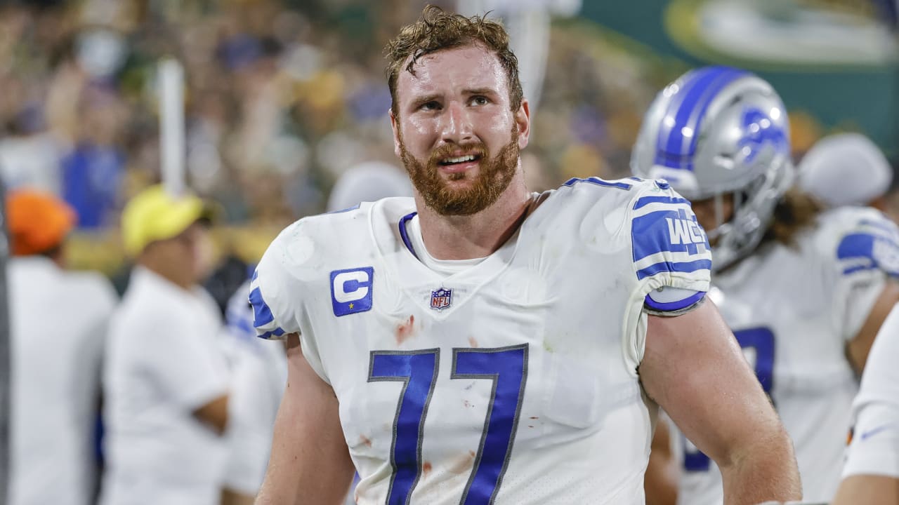 Lions sign center to practice squad as Ragnow misses practice