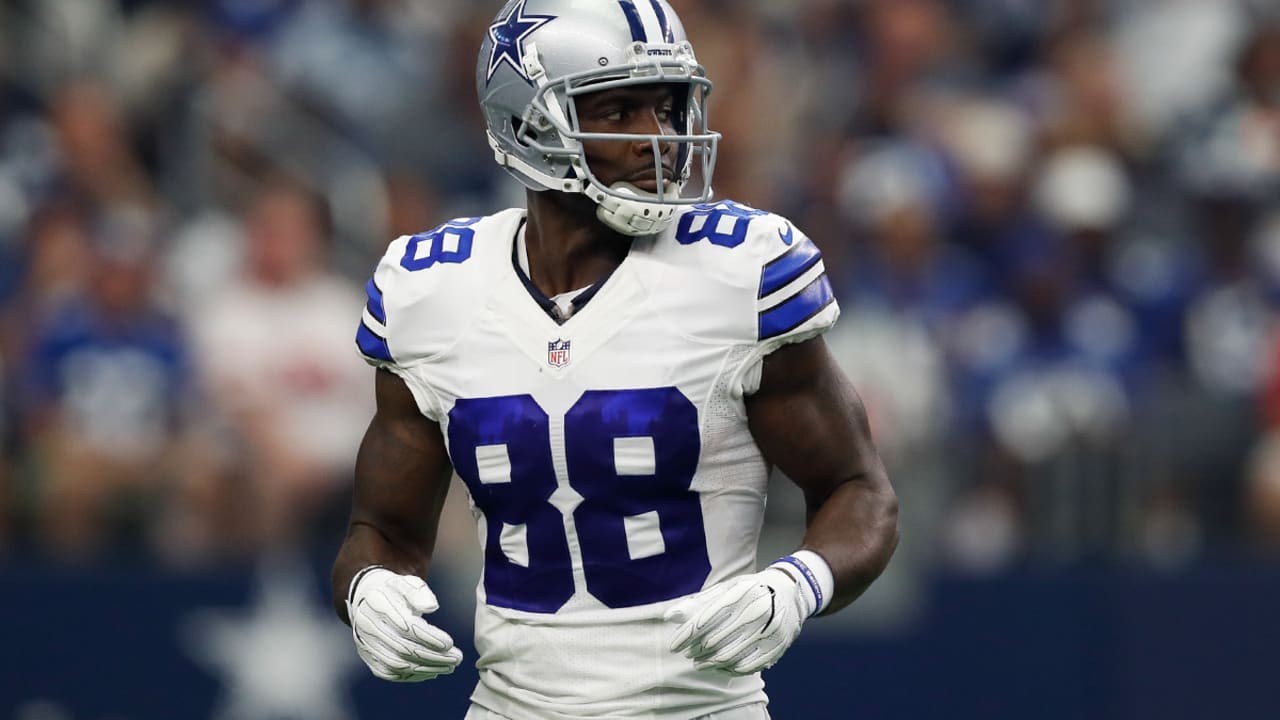 Report: Dez Bryant will test knee Friday, still unlikely to play