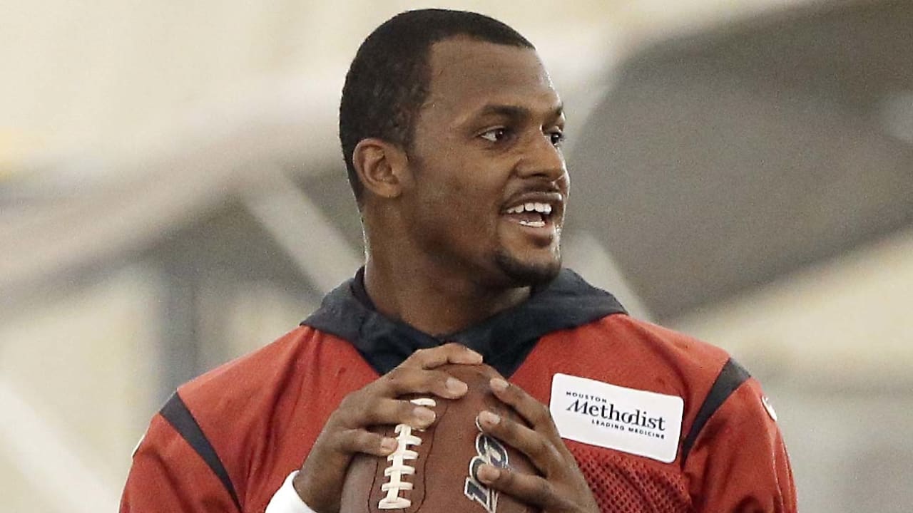 WATCH: Deshaun Watson shows off Lamborghini, new home