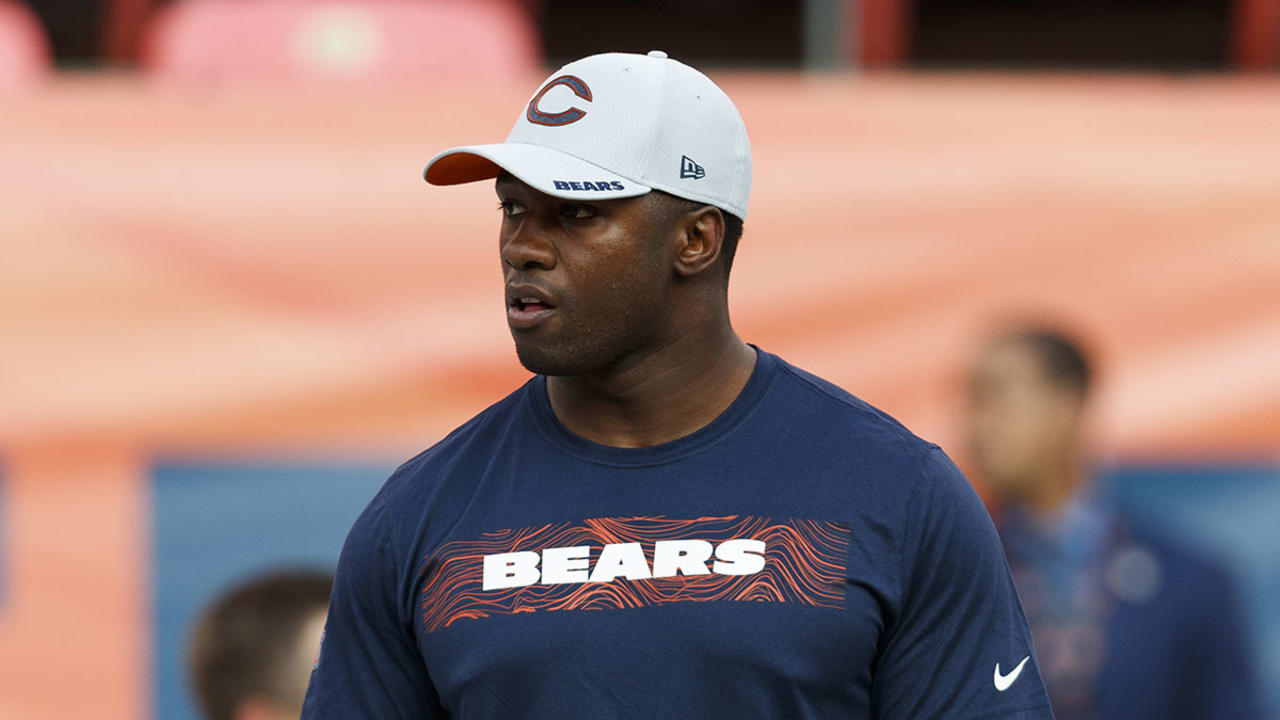 Bears linebacker Roquan Smith suffers pectoral injury vs. Cowboys