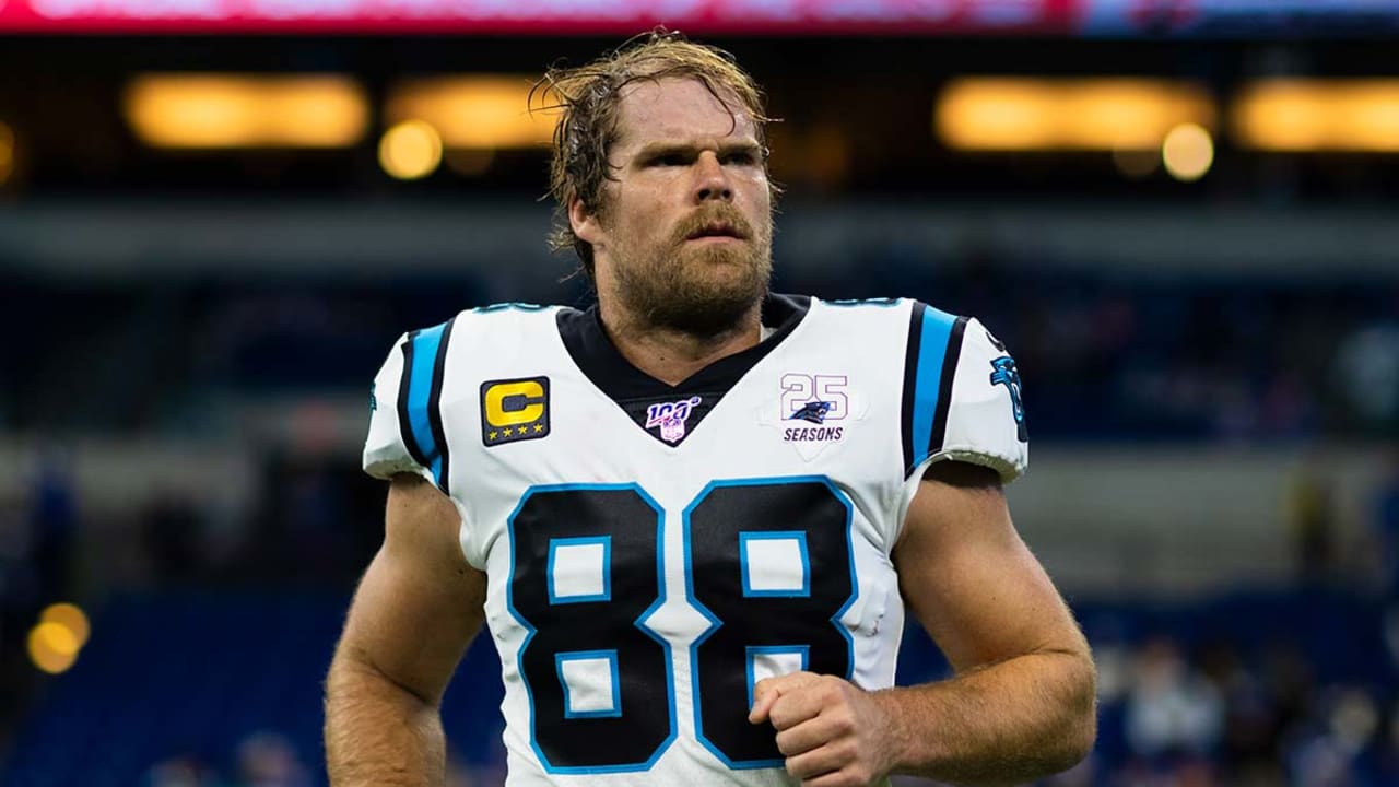 Seahawks Greg Olsen has now played in NFL with DK Metcalf and his dad