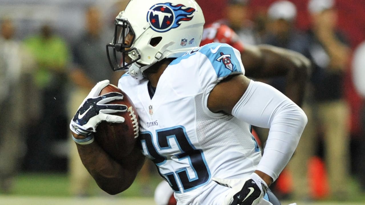 Titans place Dexter McCluster on IR