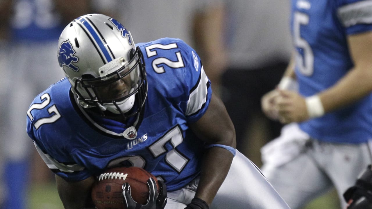 Detroit Lions cornerback Paul Pratt points at the line of scrimmage, in the  third quarter of a preseason NFL football game with the Buffalo Bills,  Thursday, Sept. 2, 2010, in Detroit. The