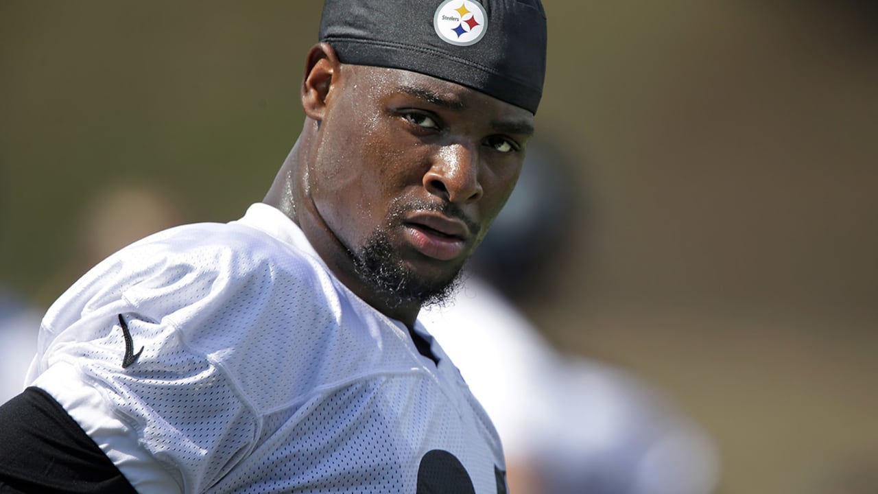 leveon-bell-160819-spot.jpg
