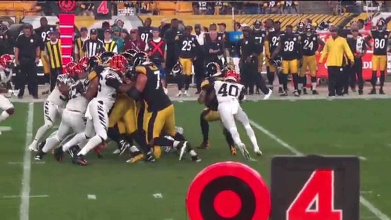 Bengals swarm James Conner in the backfield for fourth-down stop