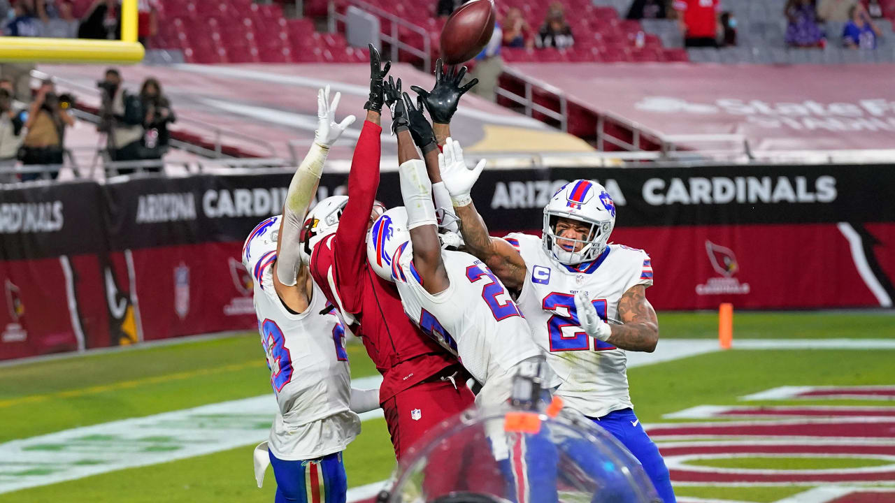 D-Hop Says Not Today, Bills! Hopkins Grabs Game-Winning Hail Mary from  Magician Murray 