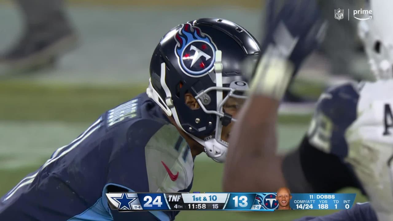 Tennessee Titans wide receiver Treylon Burks (16) plays against the Tampa  Bay Buccaneers in the second