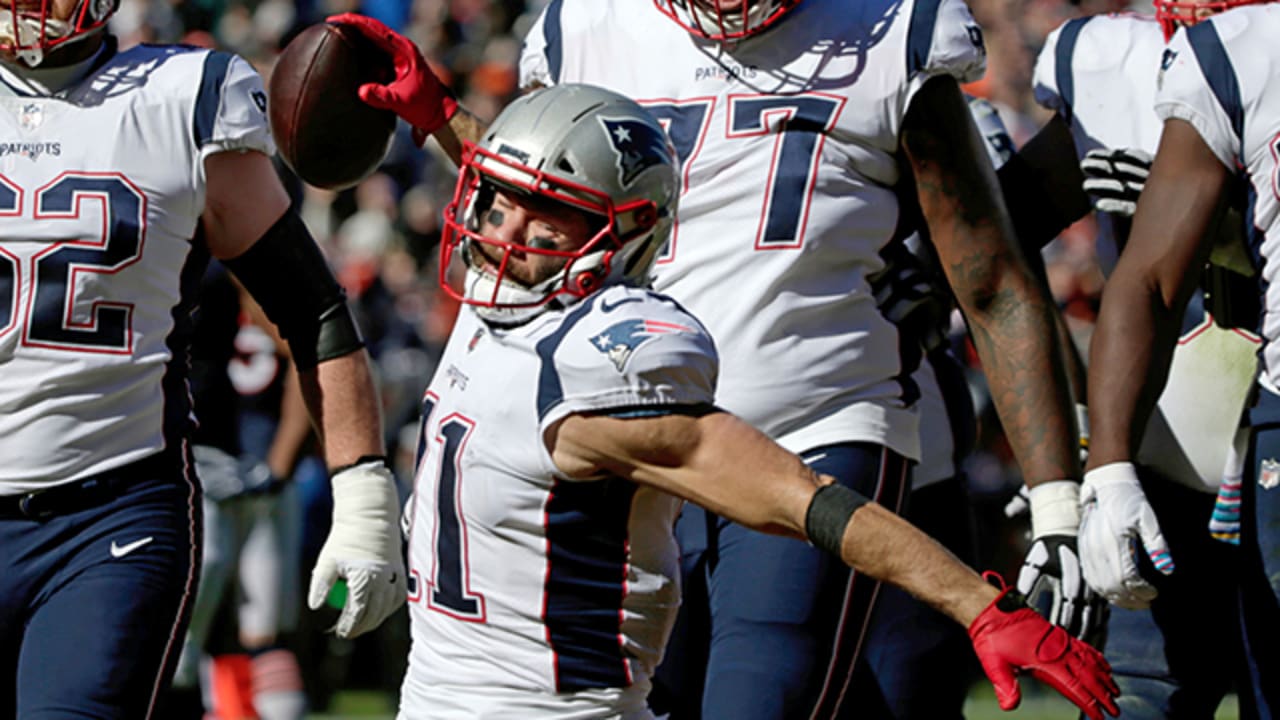 Edelman POWERS Over Two Defenders For TD