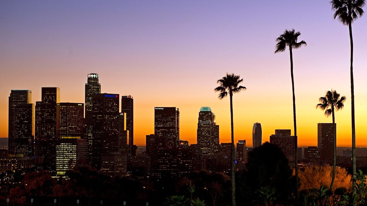 Los Angeles-151122-Spot.jpg
