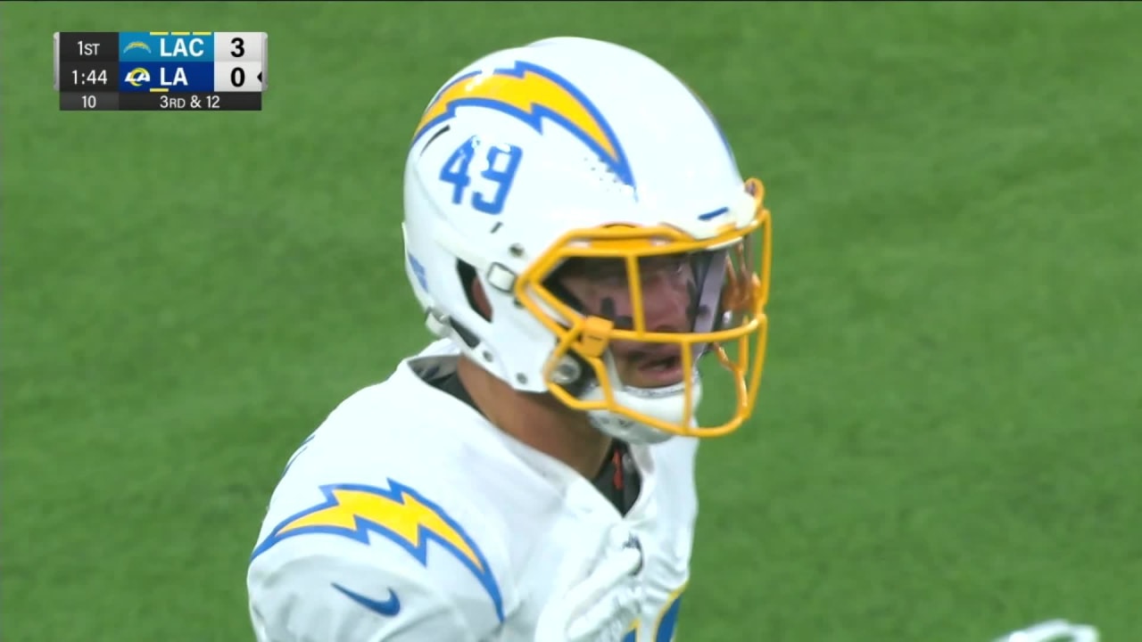 Los Angeles Chargers Linebacker Kyzir White Blows Up Screen In The ...