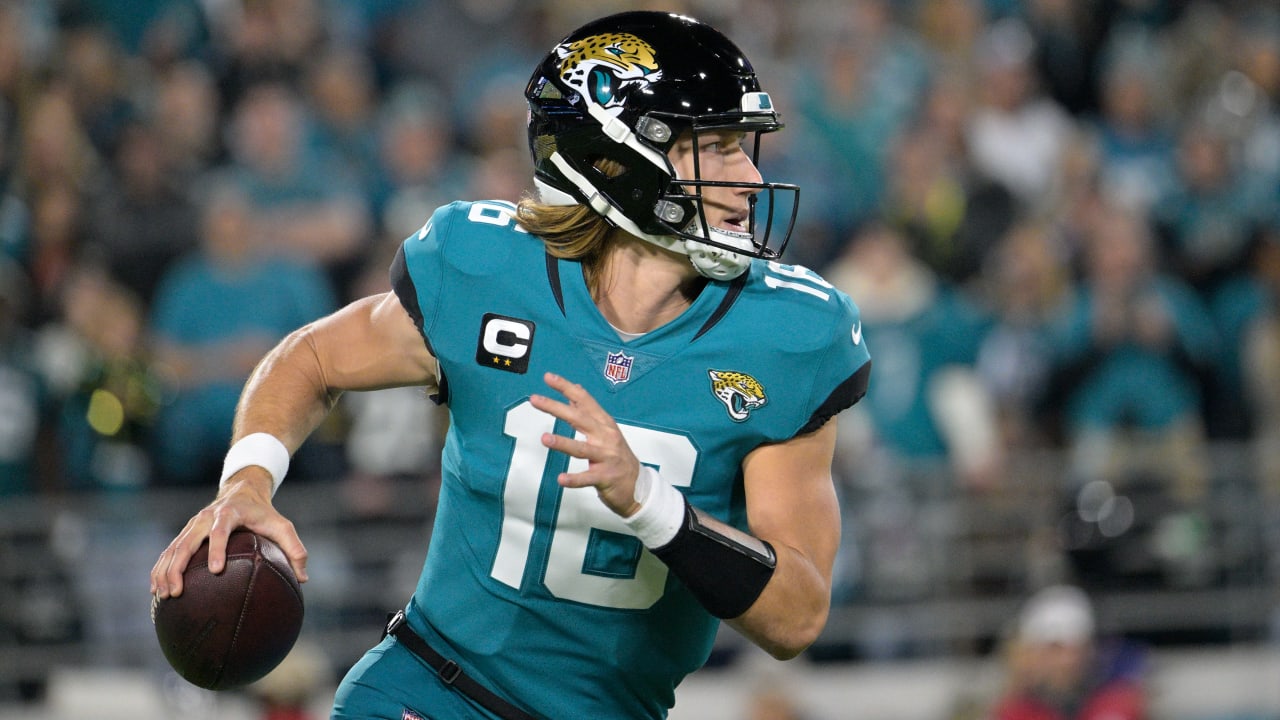 NFL Player Props: Trevor Lawrence, Christian Kirk Picks for Jaguars-Jets on  Thursday Night Football