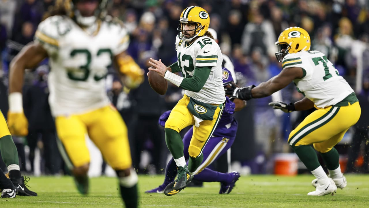 Green Bay Packers quarterback Aaron Rodgers' best plays in 3TD game
