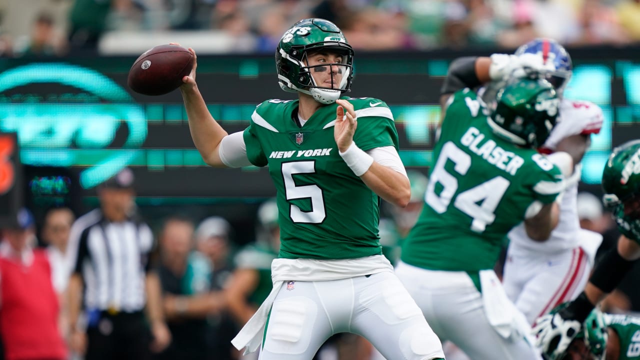 New York Jets QB Zach Wilson out 2-4 weeks after suffering bone